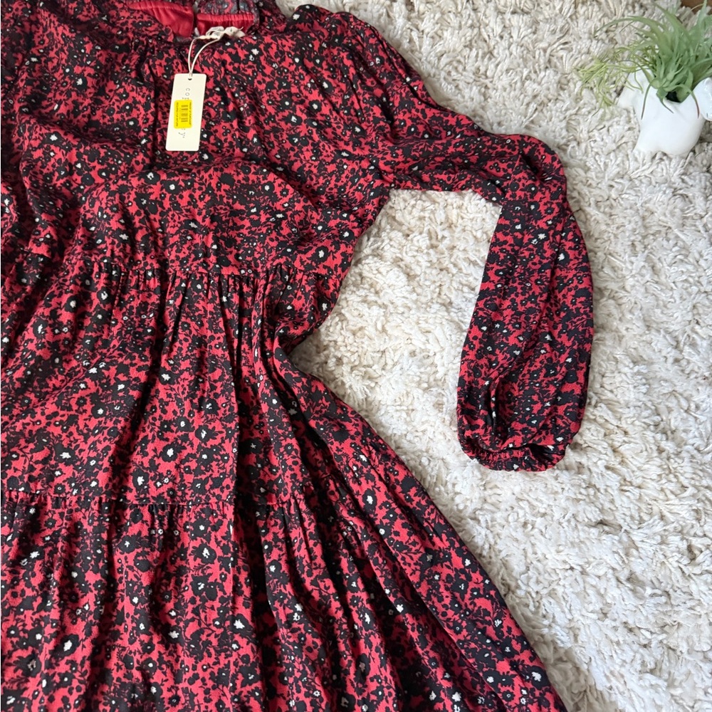 Chic Floral Artsy cute bell sleeve flowy super cute Midi Dress in Deep Red - Picture 4 of 6